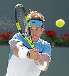 Rafael Nadal padece ante el juvenil Zverev