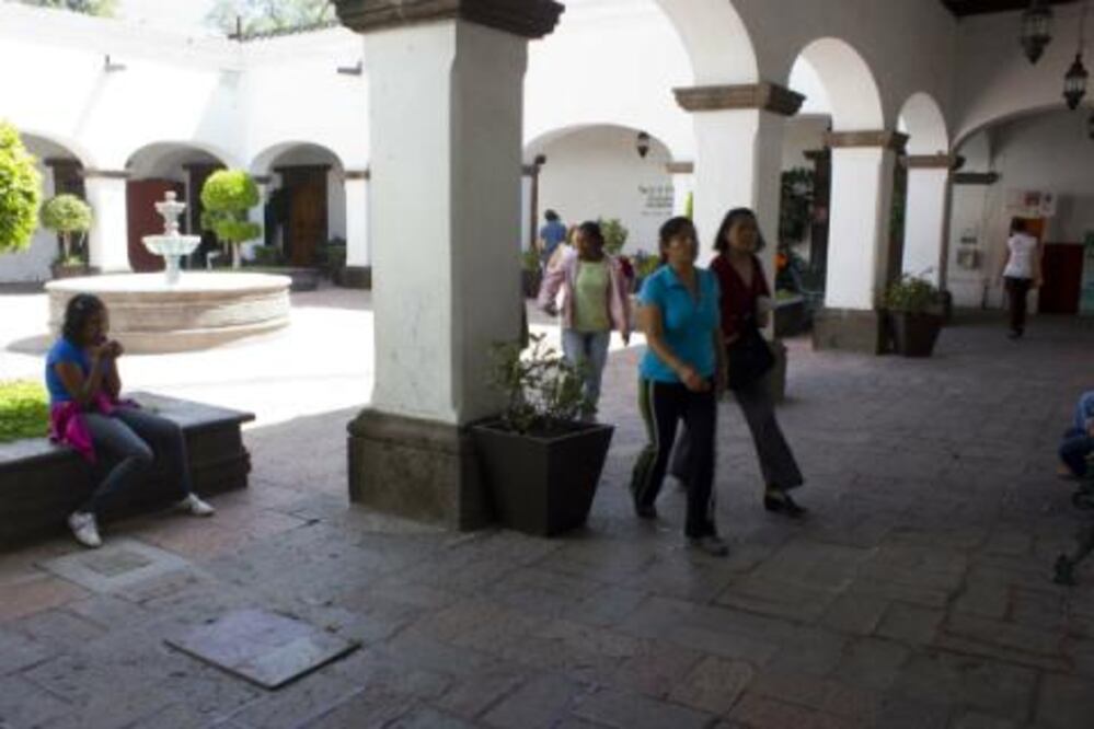 Castigo a trabajadores impuntuales en SJR