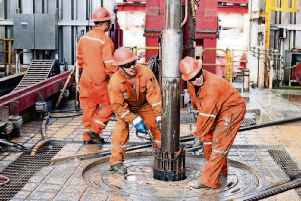 Petróleo y migración, en agenda de FMI y BM