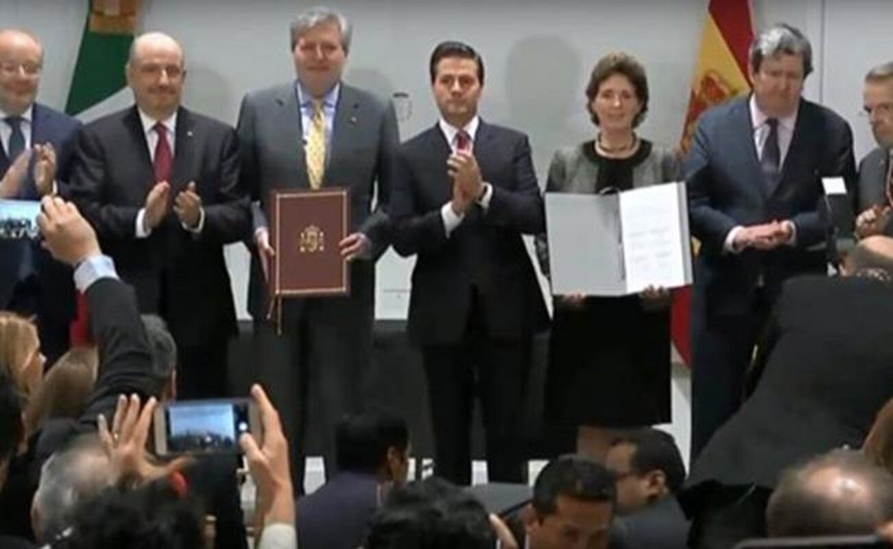 Firman México y España memorándum para promoción de la lengua española