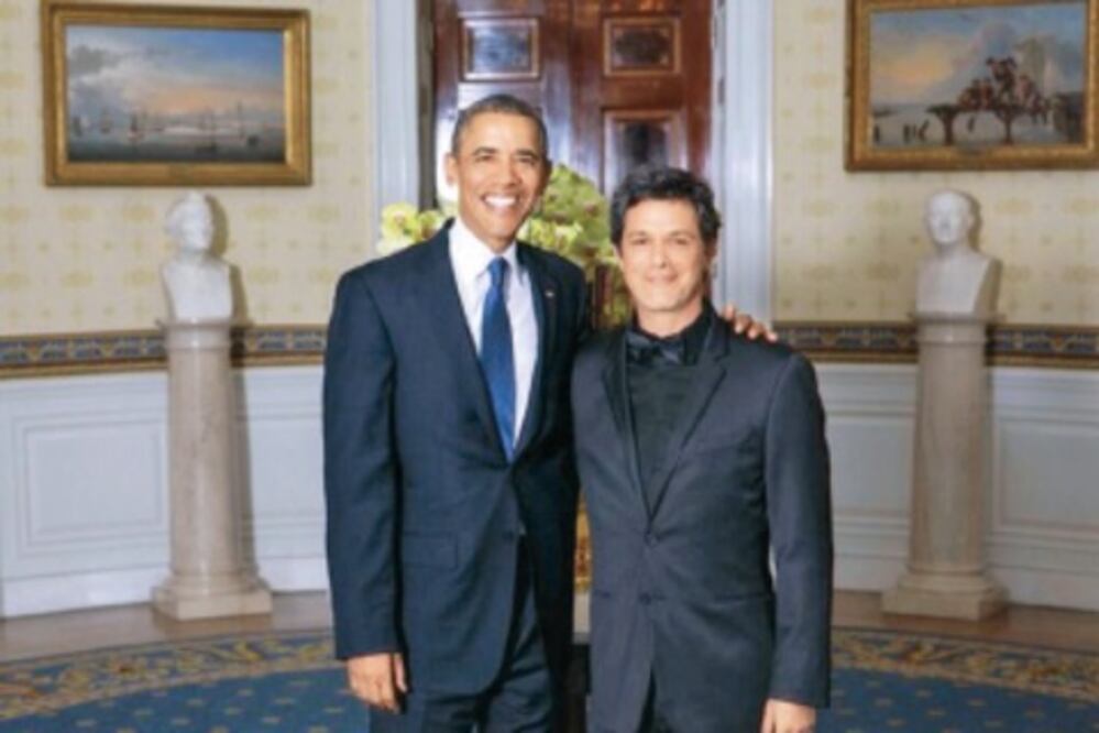 Sanz recibe apoyo de Obama