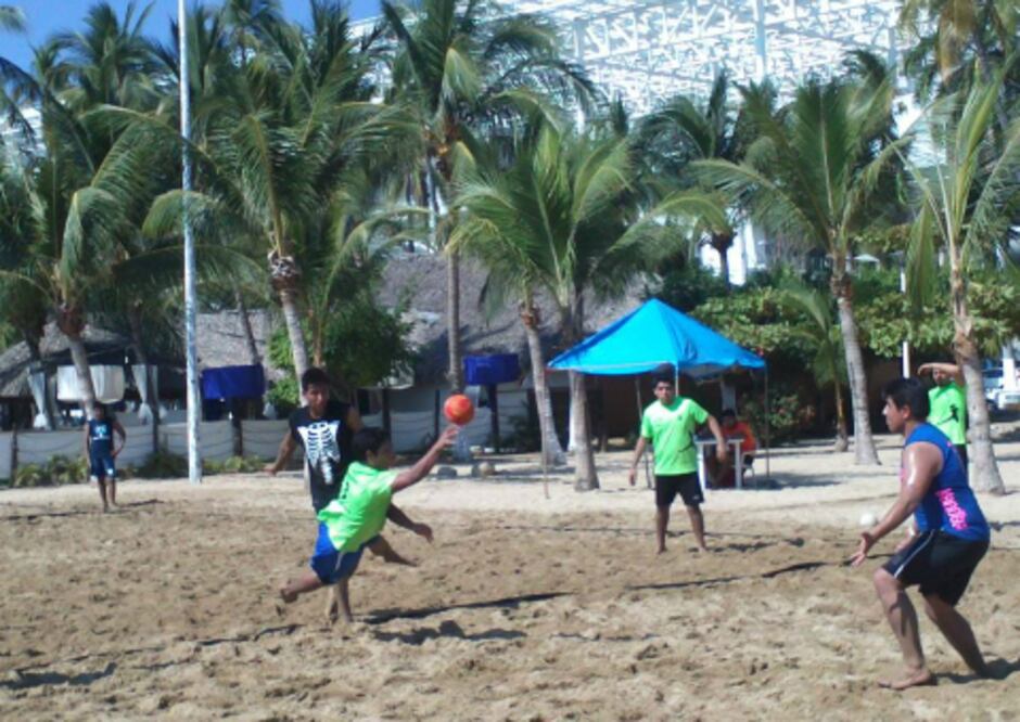 Adquieren experiencia en balonmano