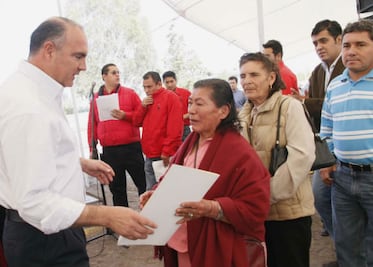 Entregan títulos de propiedad