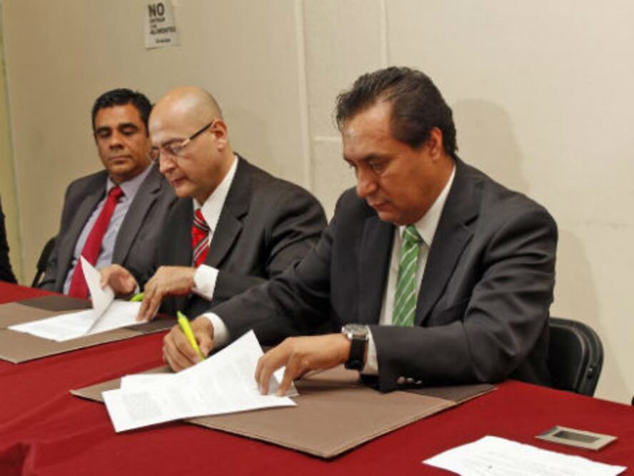 Realizan convenio con estudiantes