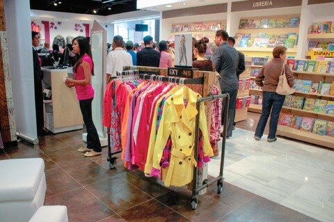 Locatarios se trasladan al oriente