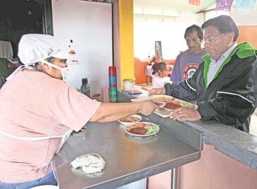 Abren tres comedores para la comunidad 