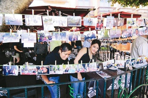 Presentan muestra “Agárrese la suya”