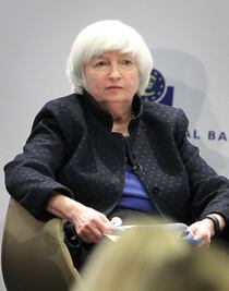 Presenta Janet Yellen su renuncia a la Fed