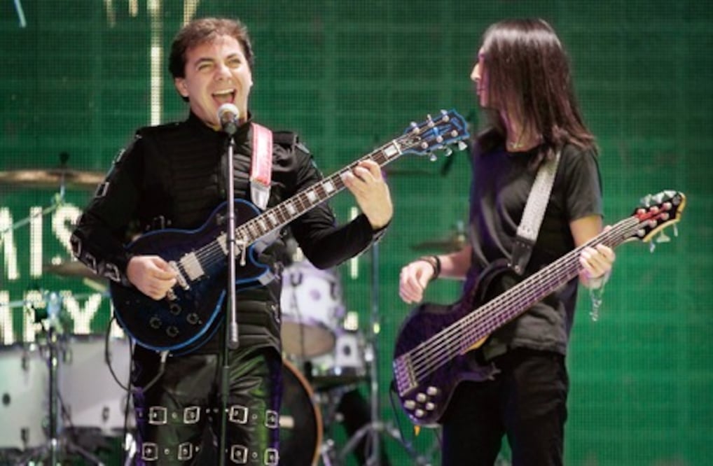 Cristian Castro se va contra los extranjeros