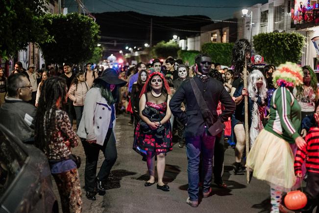 Celebran la Marcha de los Muertos en San Juan del Río