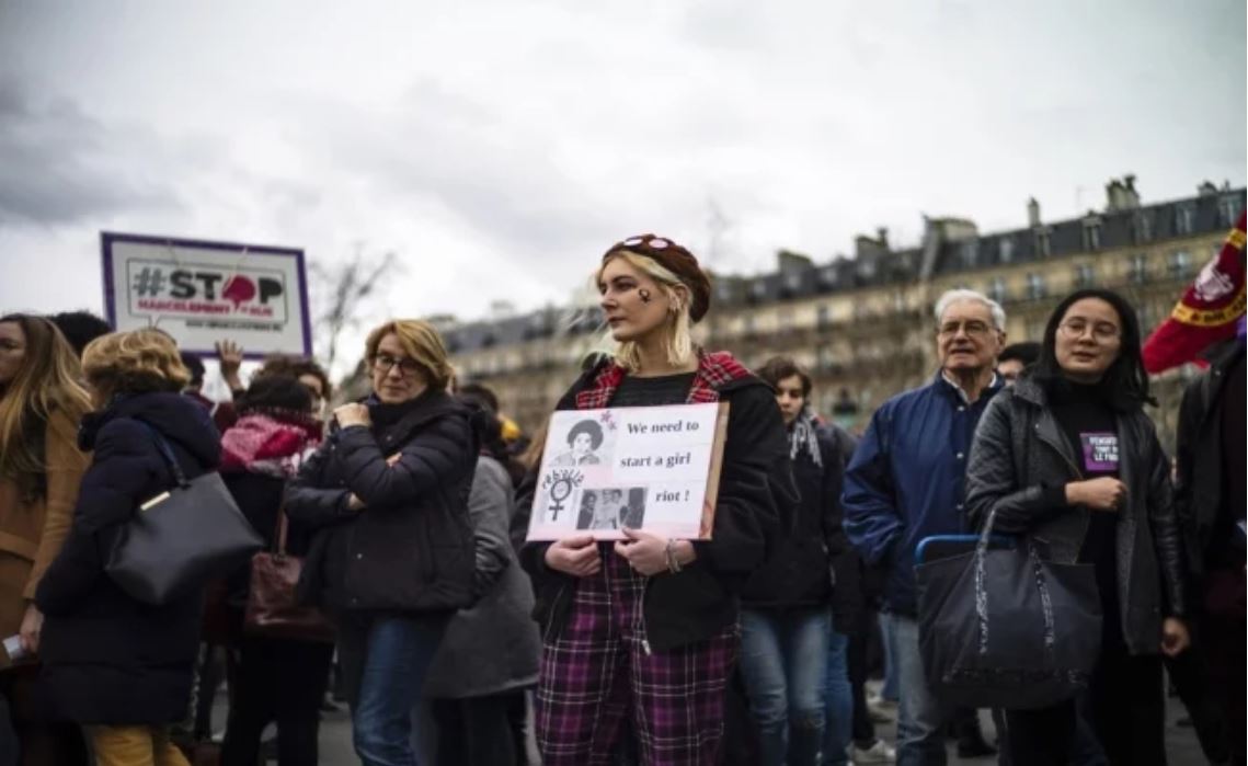 Bajo consignas de una mayor equidad de género se conmemoró el Día Internacional de la Mujer. Foto: EFE