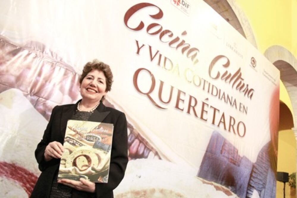Presentan libro culinario queretano