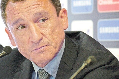 A darle su "bienvenida"