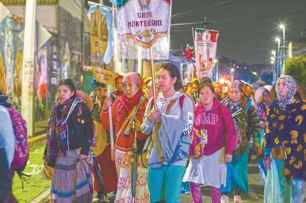 Peregrinas y su fe, continúan su viaje a la Basílica