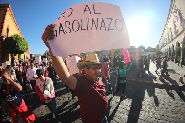 Marchan por cuarta vez contra gasolinazo