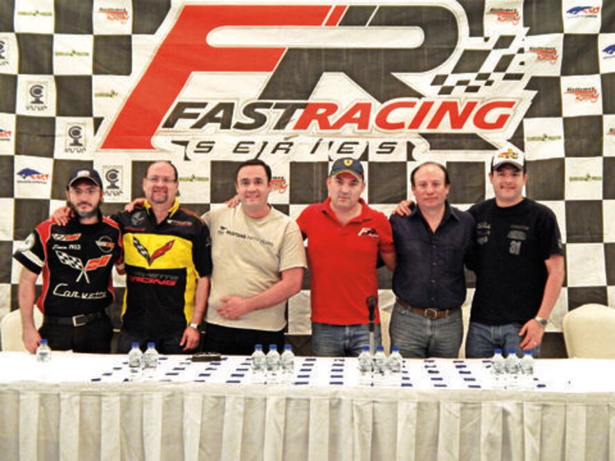 Carrera altruista de la Fast Racing