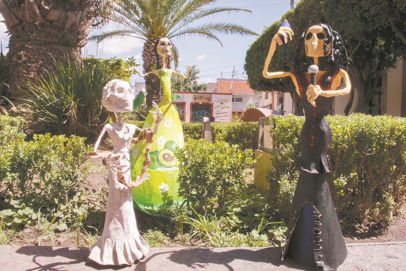 Pandemia no apaga la creación de catrinas