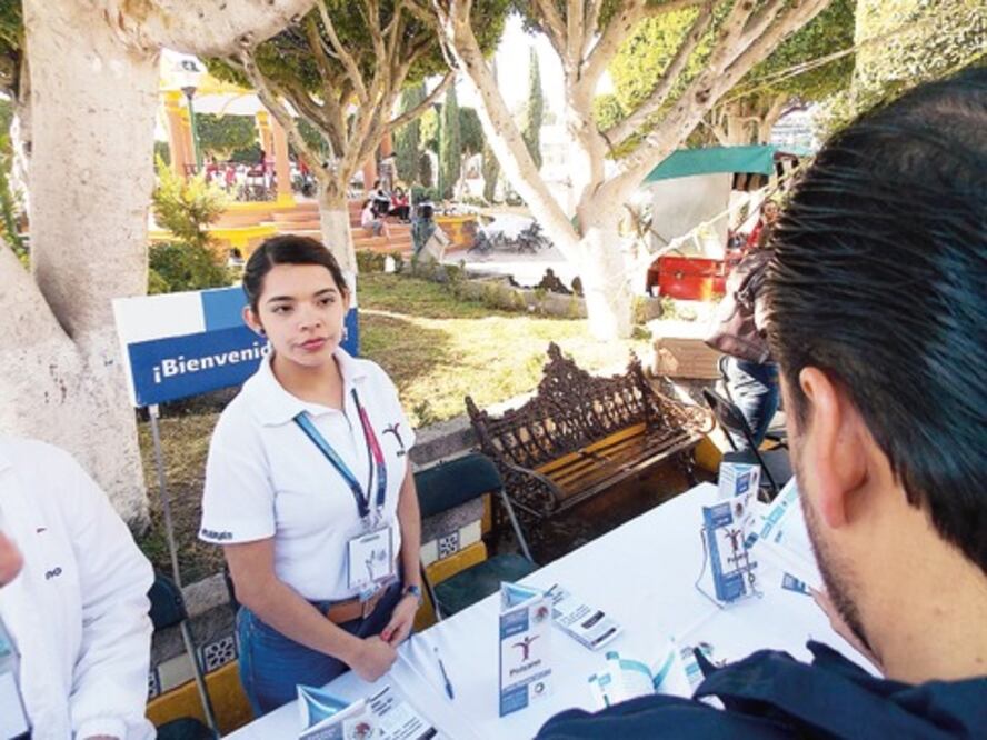 Gobierno apoya a mil 700 migrantes queretanos 