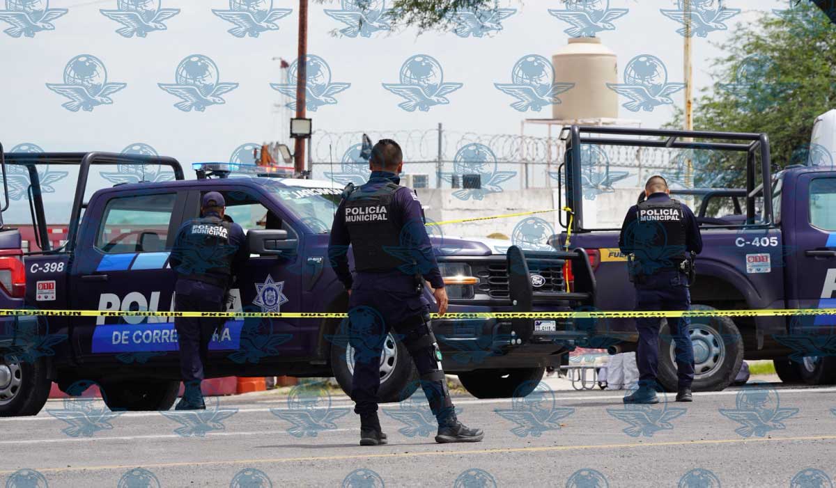 Felifer Macías ofrece respaldo a investigaciones por asesinato de policía en Corregidora