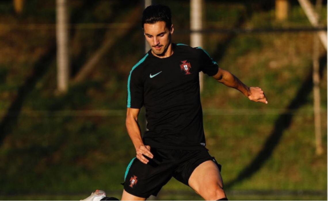 Instagram STEPHEN EUSTAQUIO