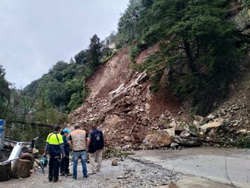 Se cumple el segundo día del cierre de la carreta San Juan del Río – Xilitla