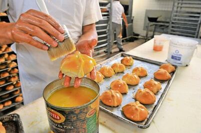 Conservan tradición artesanal