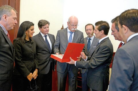 Daimler detalla su plan