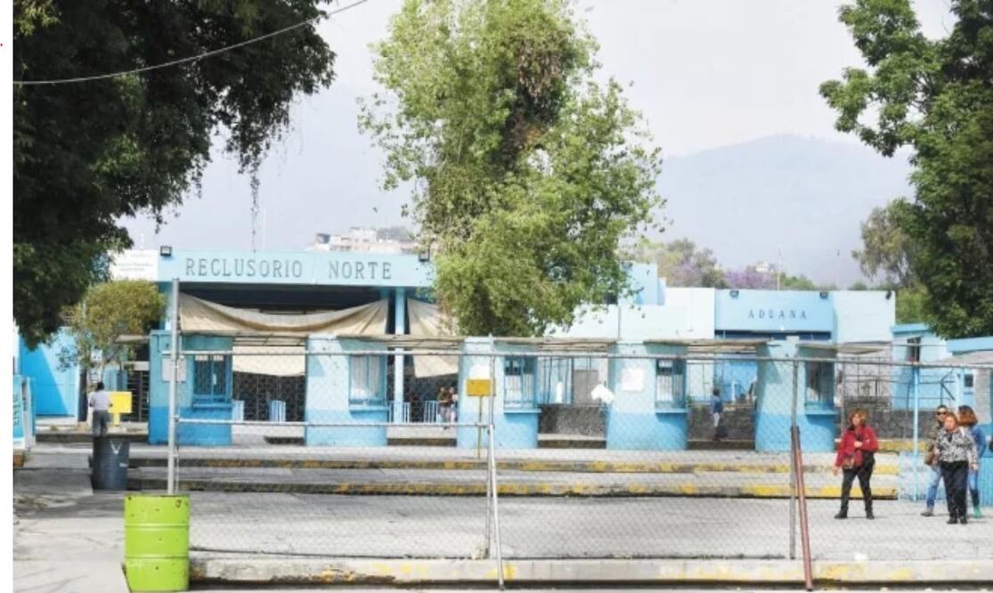 Autoridades investigan si los contagios en el Reclusorio Norte se originaron por una cepa de virus de importación. Aseguran que hay vacunas suficientes. Foto: HUGO GARCÍA. EL UNIVERSAL