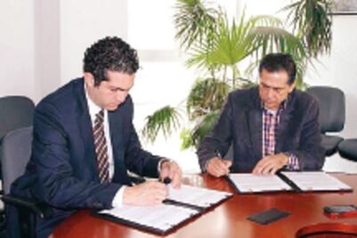 Entrega la SCT nuevas oficinas al INEA 