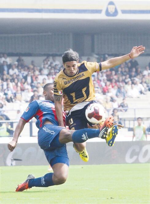 Jugadores Pumas vivirán días de incertidumbre tras mal certamen