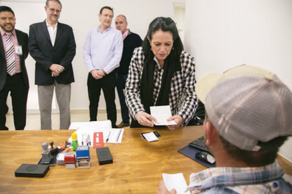 Inauguran en Corregidora oficina de pasaportes 