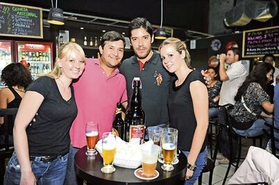 Festejo cervecero en La Internacional