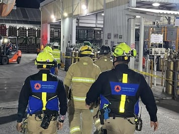 Cuerpos de emergencia atienden explosión de cilindro con gas argón en el municipio de Querétaro