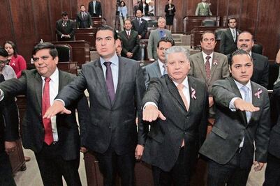 Marco Antonio León, nuevo presidente de Mesa Directiva