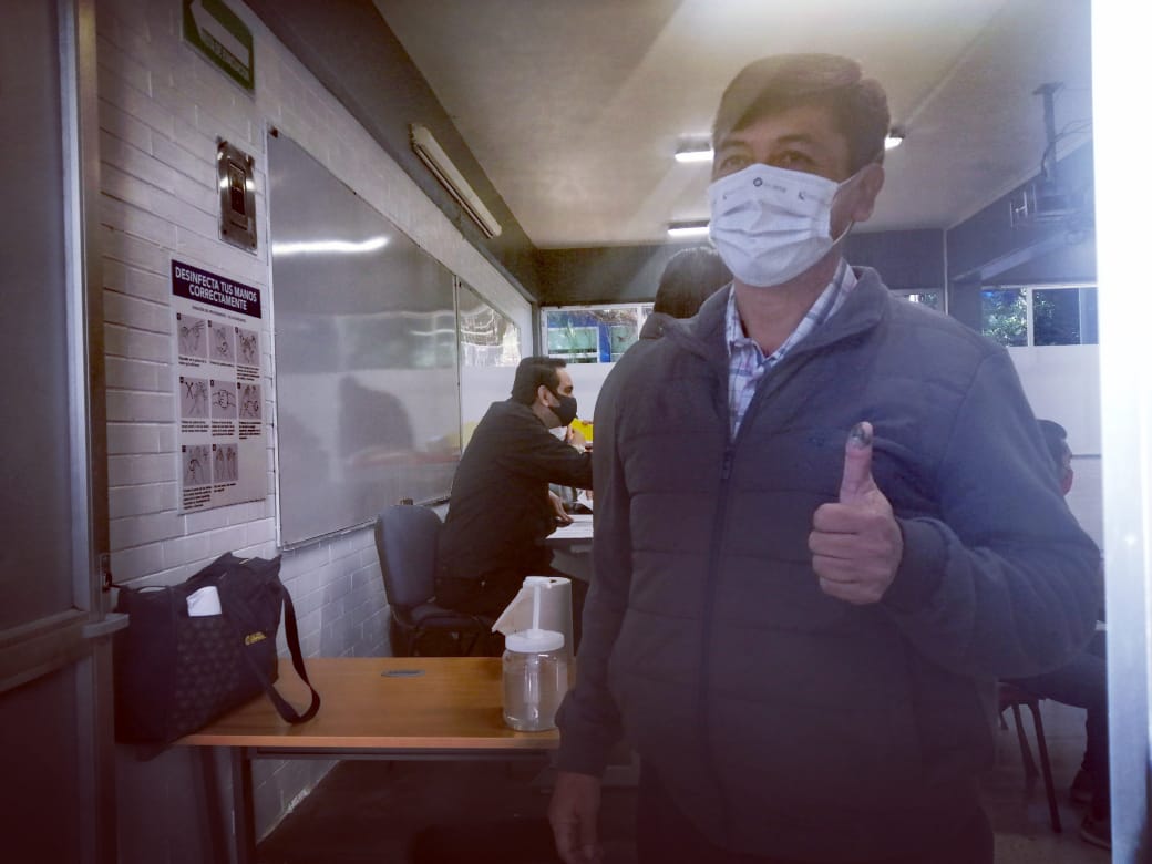 "Vamos a elegir el futuro de la universidad": Aurelio Domínguez