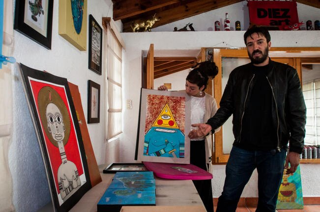 Karla y Santiago iniciaron Rizoma con el propósito de que aquellos pacientes con problemáticas mentales encontraran una alternativa de tratamiento en donde no se les excluyera (Foto: RICARDO LUGO)