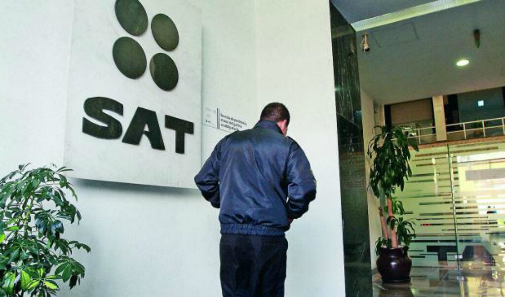 SAT dará facilidades para el regreso de paisanos