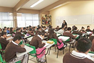 En tres años se canalizaron mil mdp para mejorar 700 escuelas