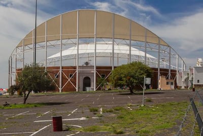 A 4 años, lienzo charro se ha convertido en elefante blanco