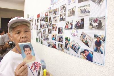 Se reunirá FDS con familiares