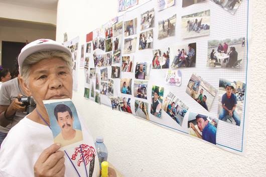 Se reunirá FDS con familiares