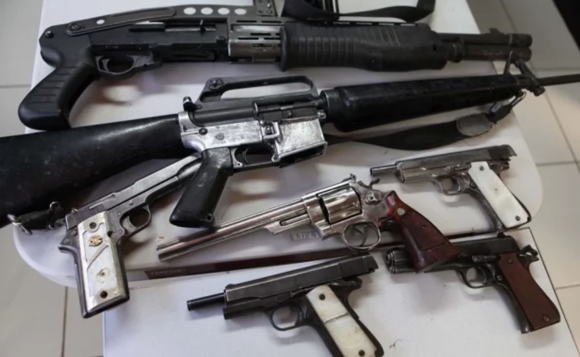 México y EU acuerdan “sellar sus fronteras" contra tráfico de armas