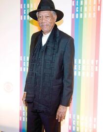 Freeman manifiesta su apoyo a Hillary Clinton