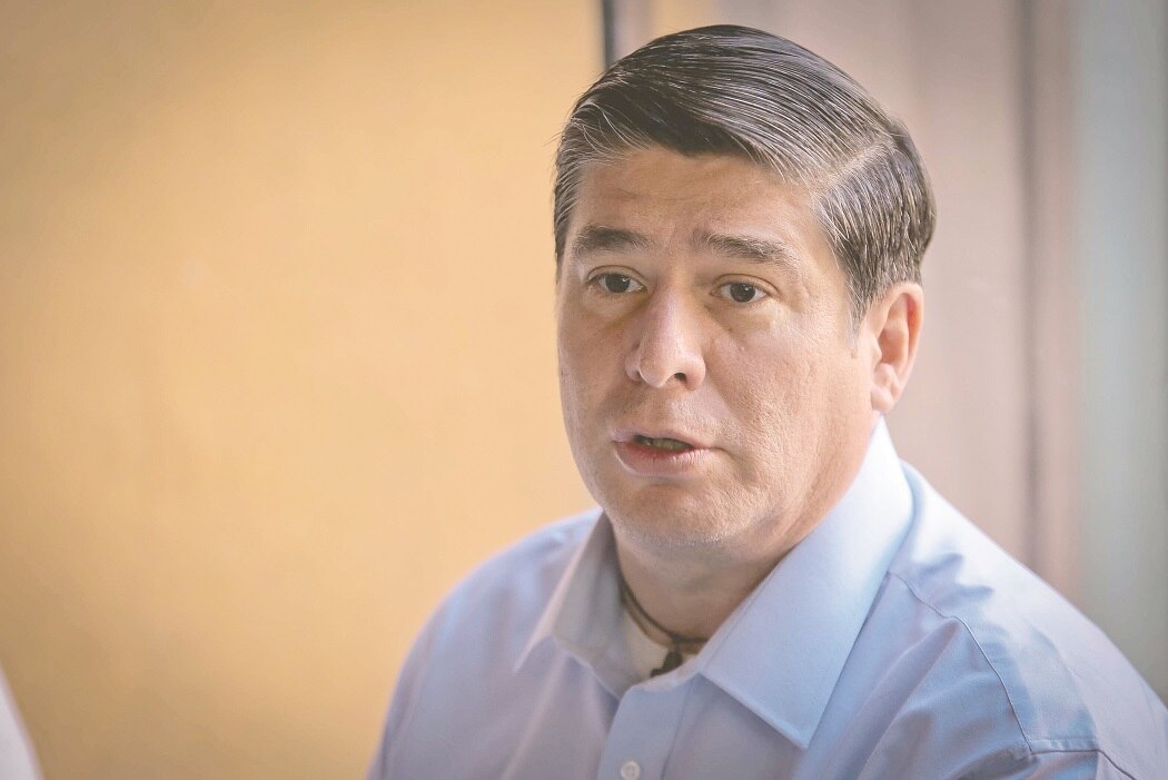 Morena va por reducir 50% a prerrogativas