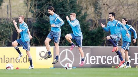 Con una intensa actividad en la primera  Fecha FIFA de 2015