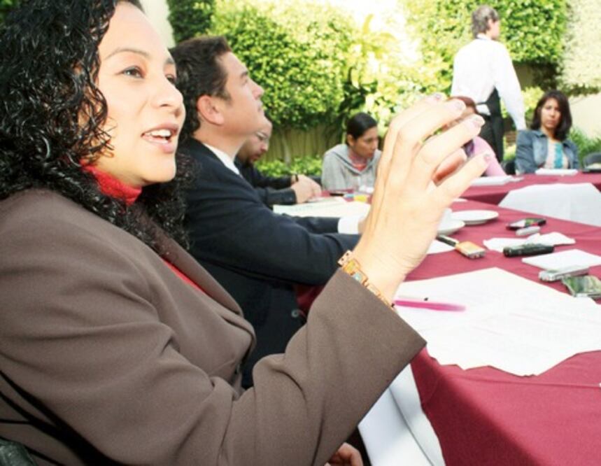 Diputada local busca recursos federales