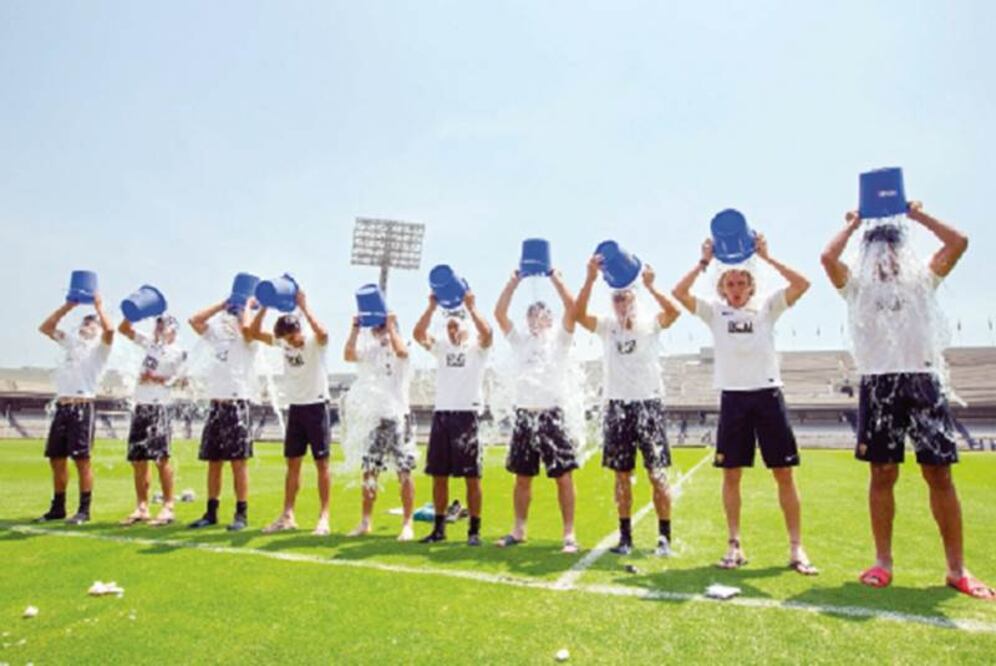 Pumas acepta el reto ‘Ice Bucket’