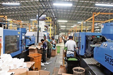 Anuncia CFE baja en tarifas hasta de 35%