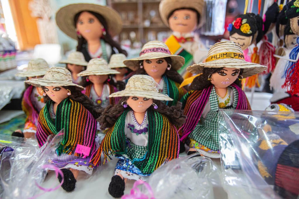 Micaela, la muñeca queretana de la identidad humilpense