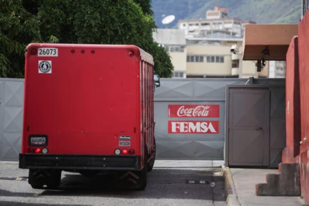 FEMSA compra AdeS por 575 mdd